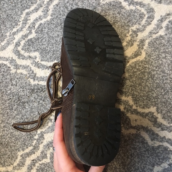 Steven Madden Combat/Hiking style lace up boots - Picture 5 of 7